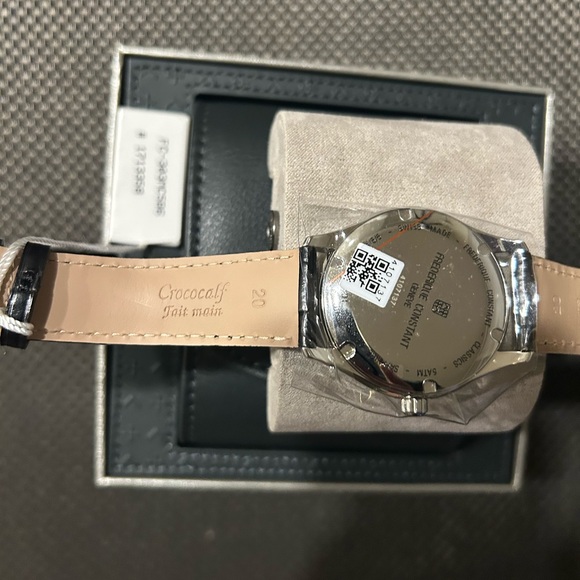 Frederique Constant Classics Index - Picture 2 of 10